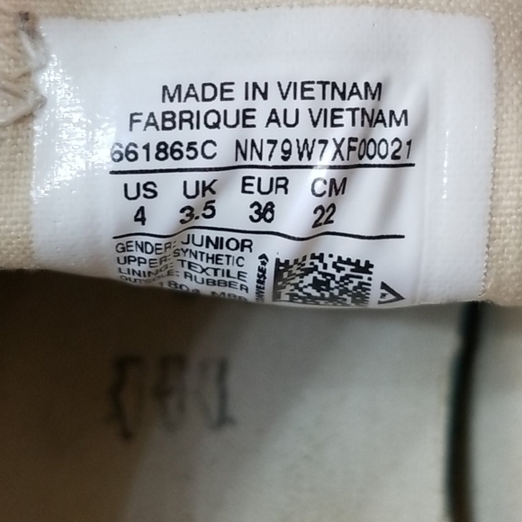 Converse All Star Sneakers Youth Size 4 - Picture 8 of 8